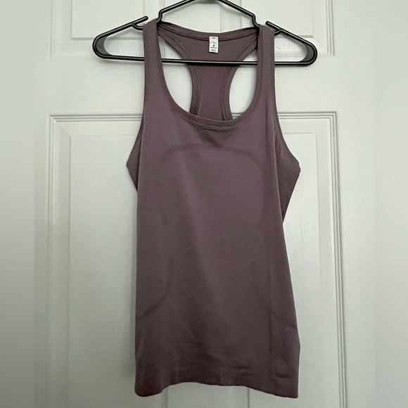 Purple Lululemon tank top size 6 - Picture 1 of 3